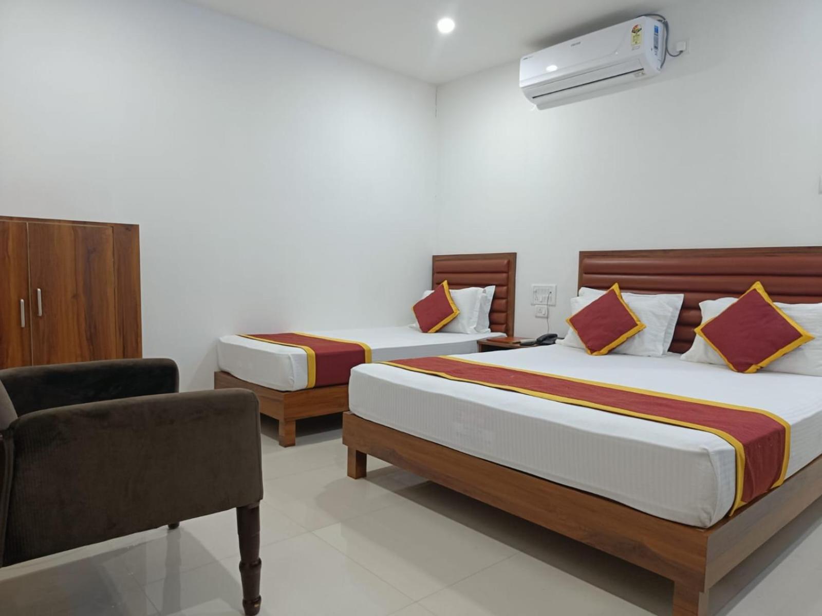Hotel Executive Inn Hailakandi Zewnętrze zdjęcie