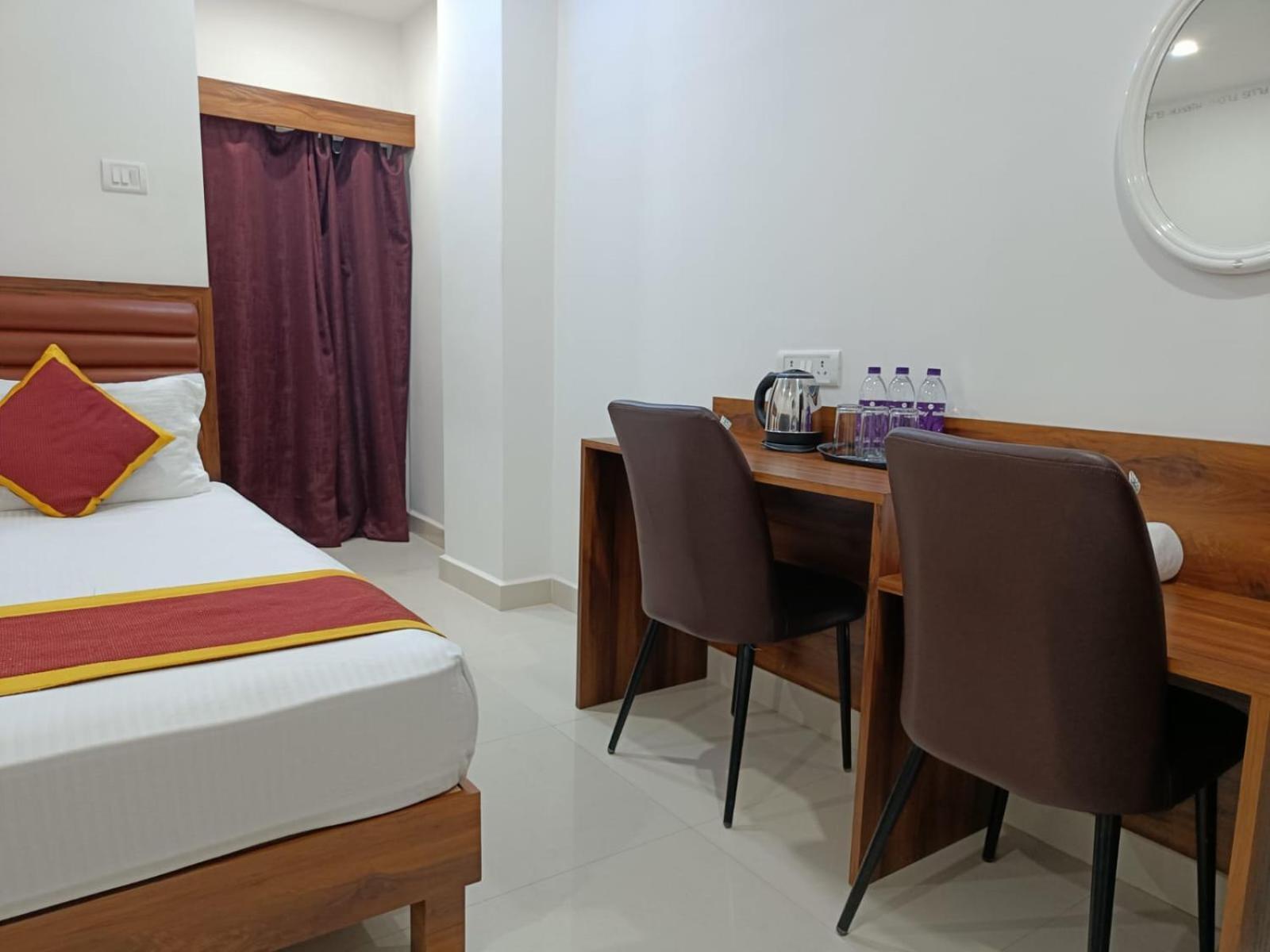Hotel Executive Inn Hailakandi Zewnętrze zdjęcie
