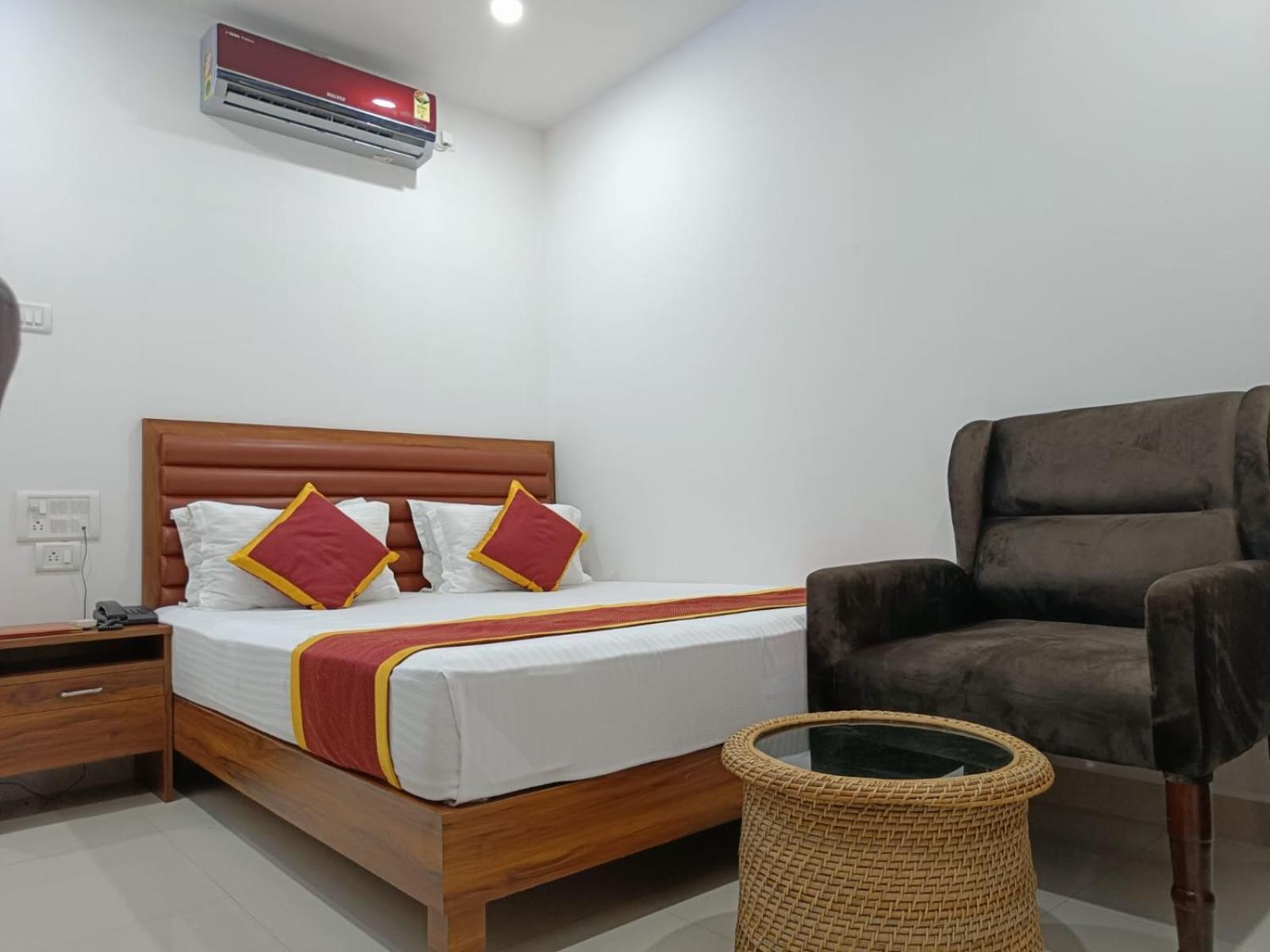 Hotel Executive Inn Hailakandi Zewnętrze zdjęcie