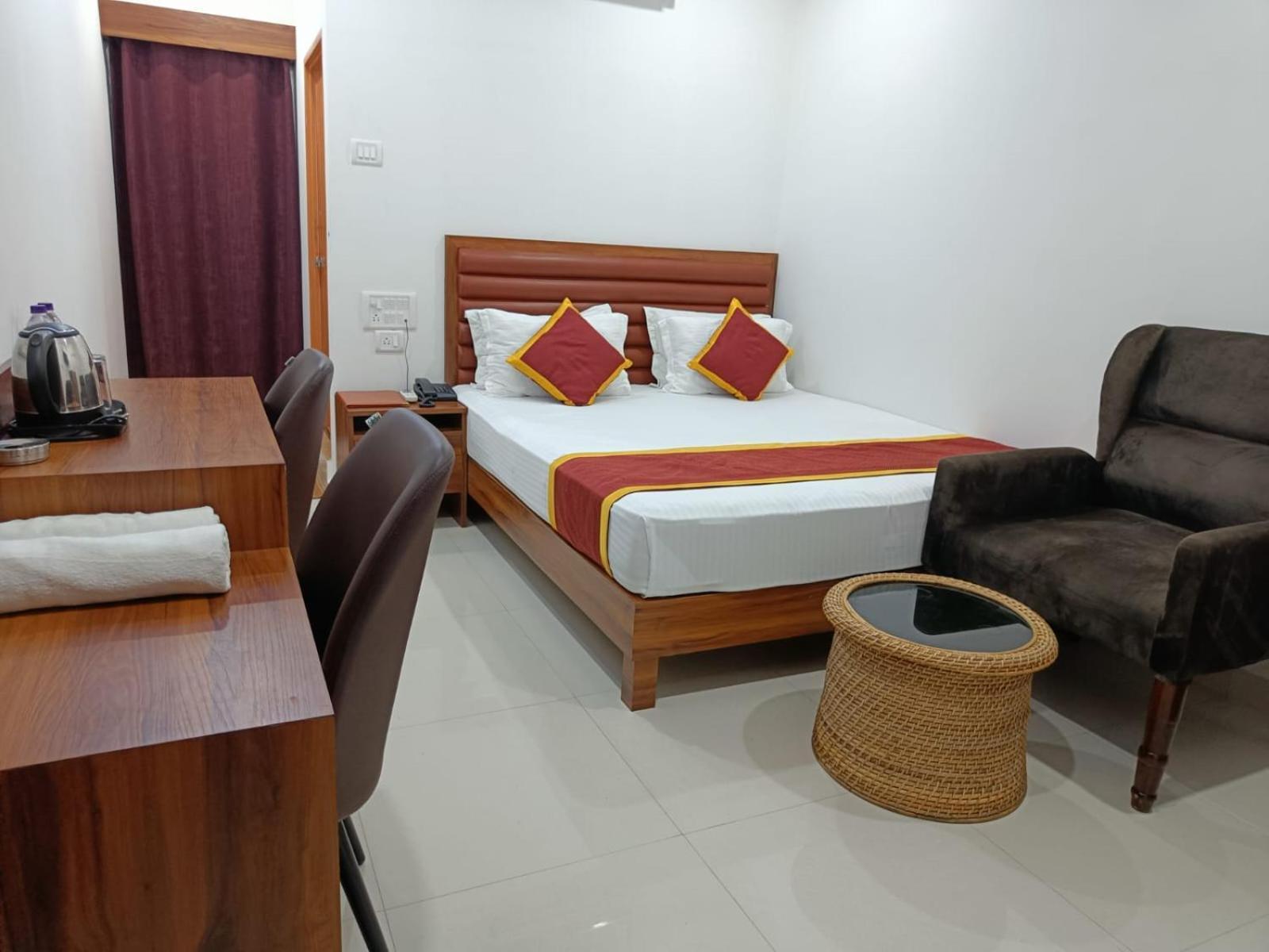 Hotel Executive Inn Hailakandi Zewnętrze zdjęcie